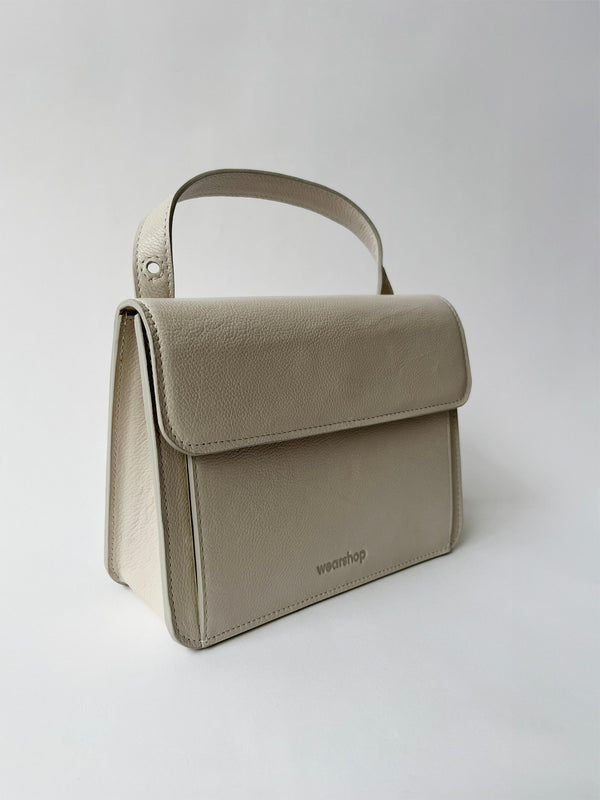 Vietta Piccola White Wearshop