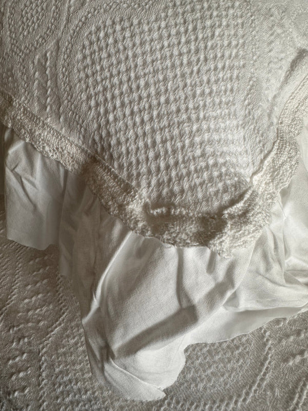 Cotton White Lace Bedspread