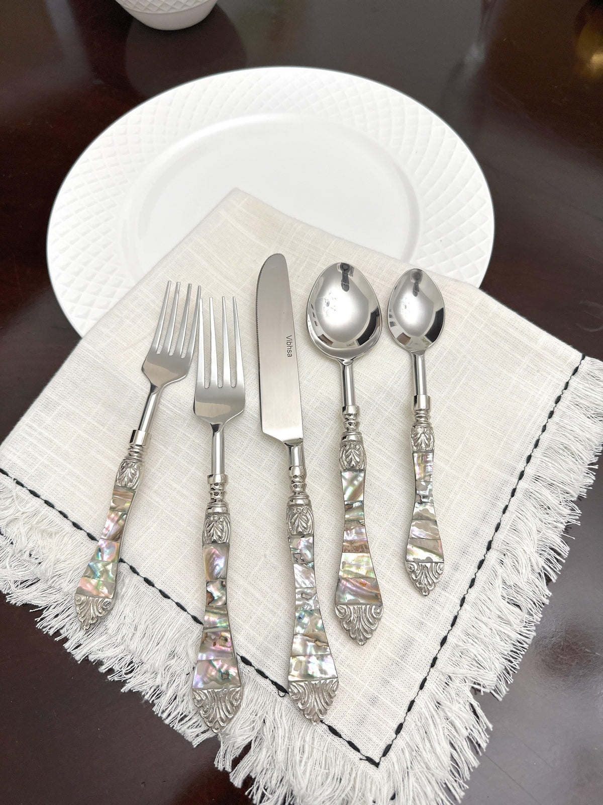 Vibhsa Stainless Steel Flatware set of 20 with Seawork Handle