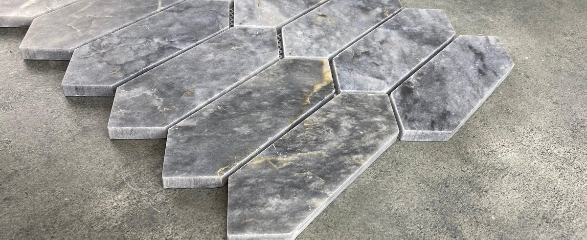 Luna Sky Marble Strada on 12