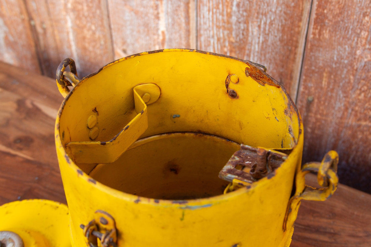 Bright Yellow Dolchi Railway Metal Lamp