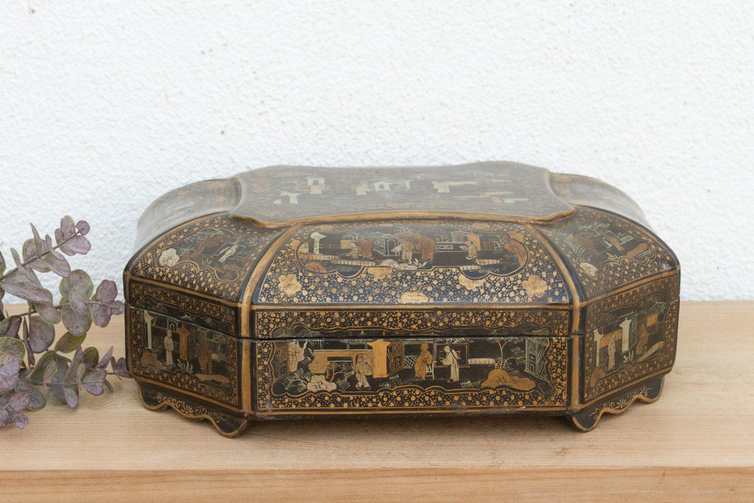 Large Vintage Black & Gold Chinoiserie Box