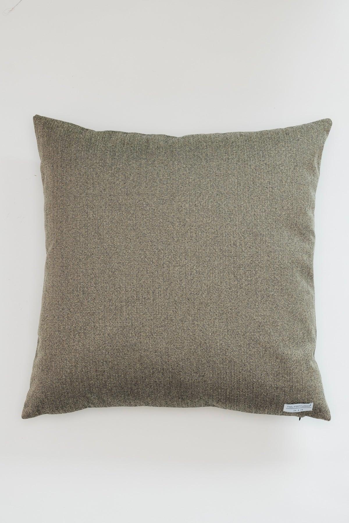 Larsen Chenille Pillow - Houndstooth - 2 Sizes