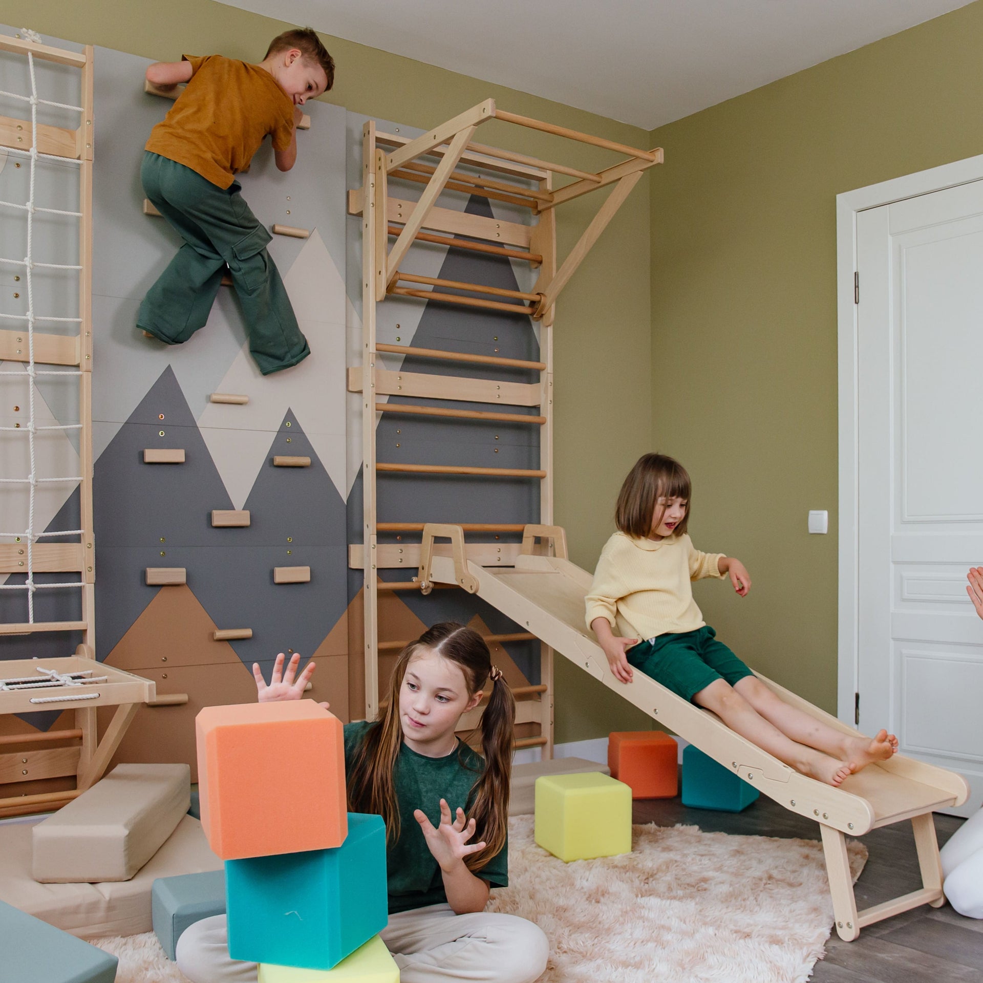 Montessori Slide