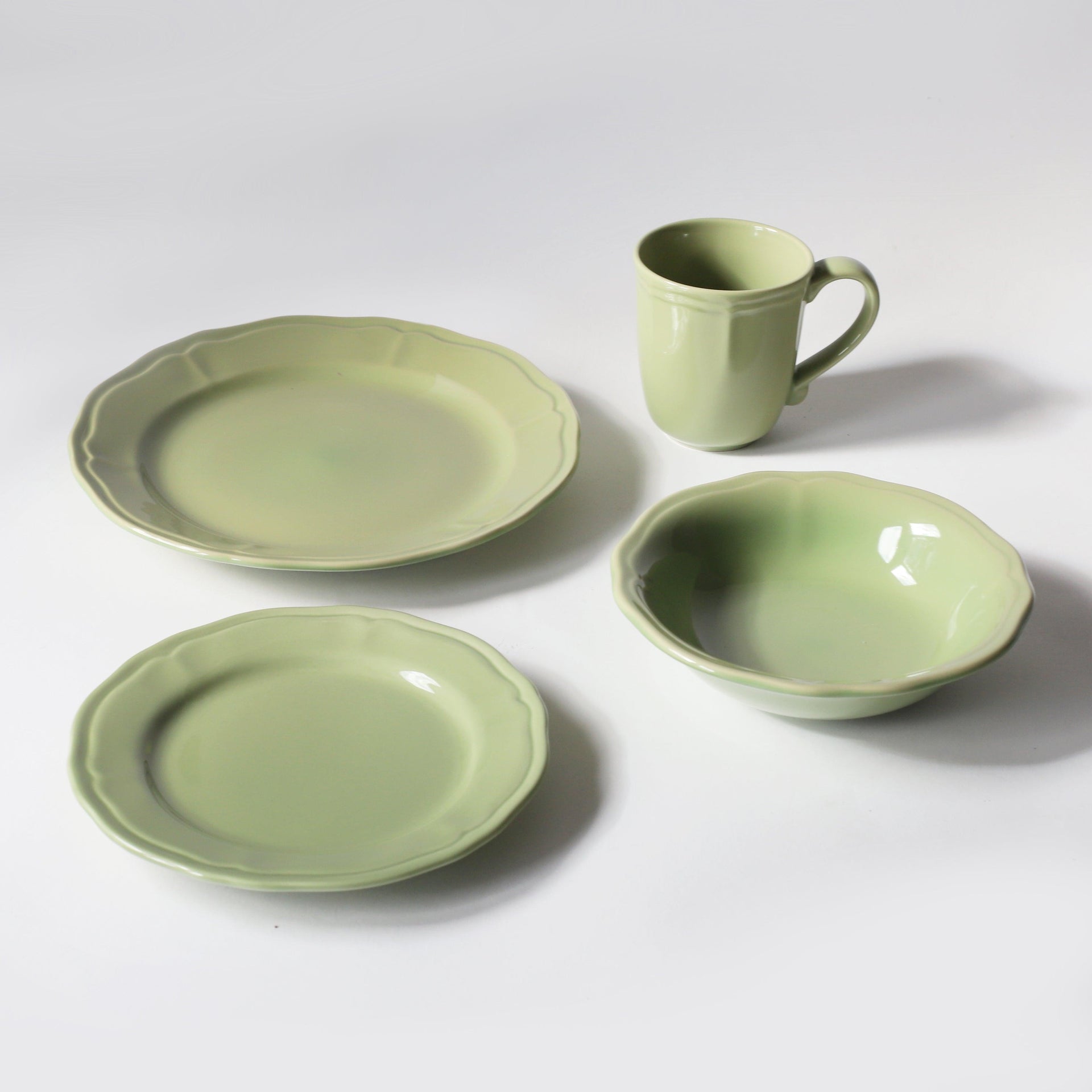 Siena 16 piece Dinnerware Set Green