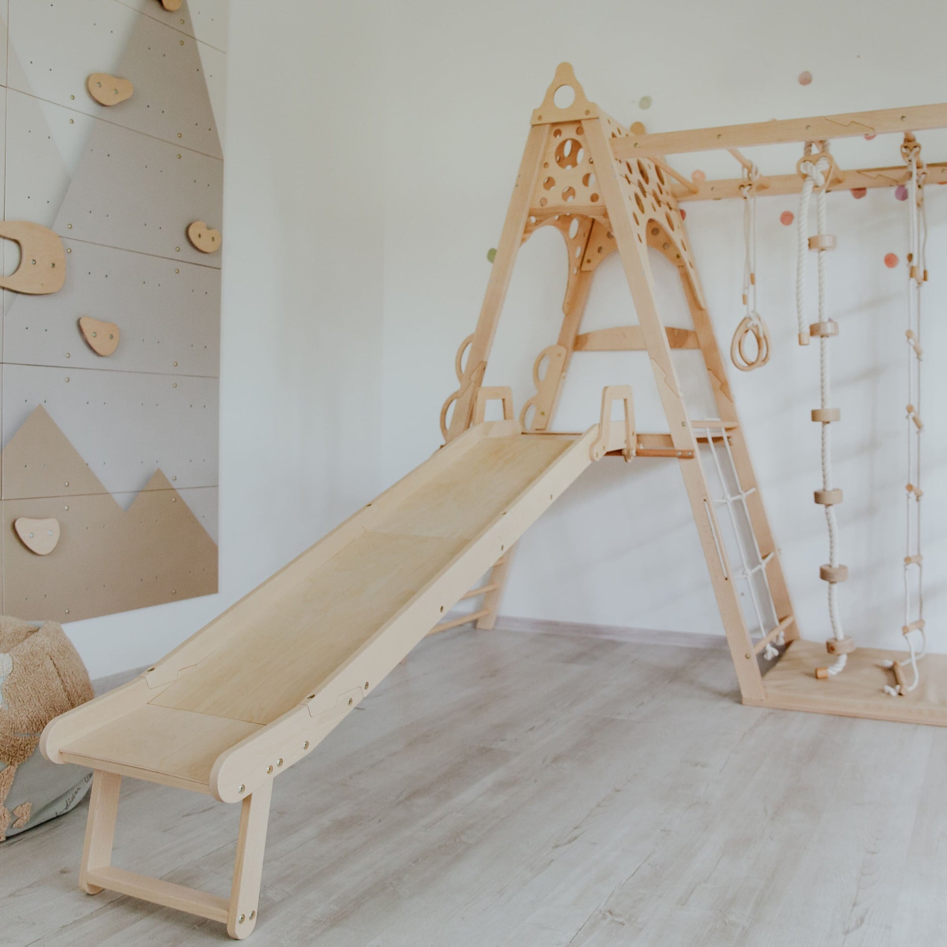 Montessori Slide