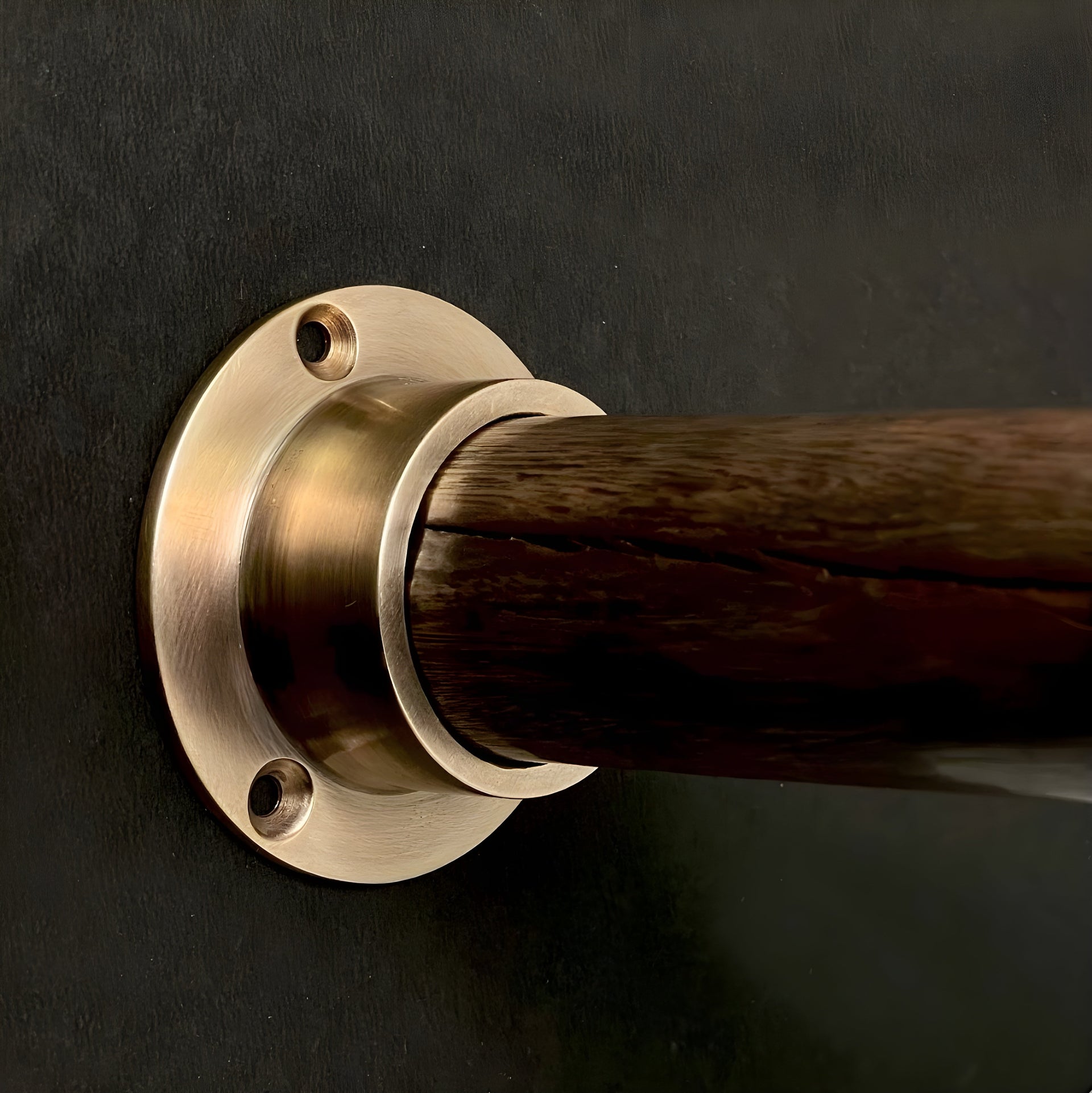 Closet Rod Closed Bracket for 1-1/4