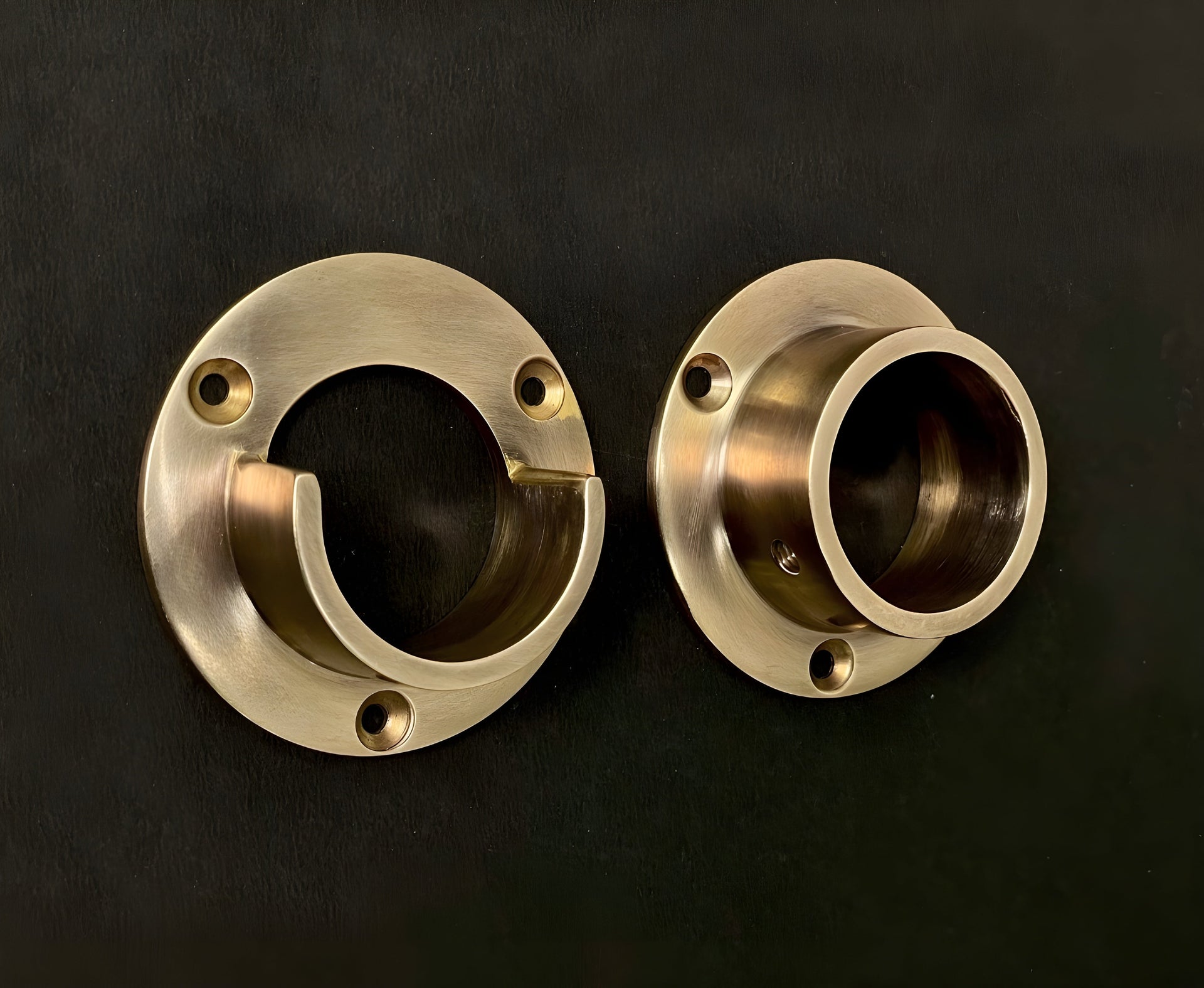 Closet Rod Bracket Set for 1-1/4