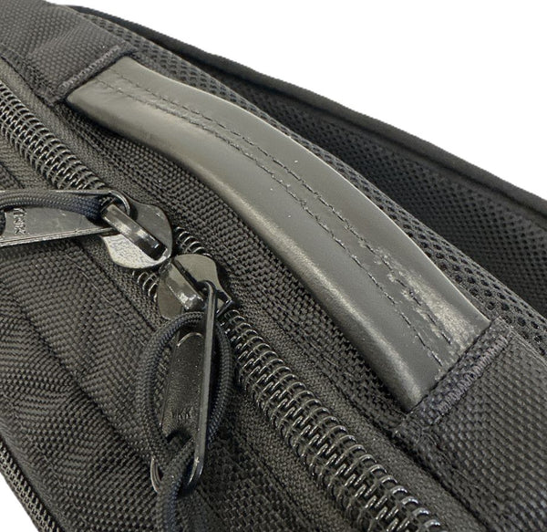 Loculus Sling Bag