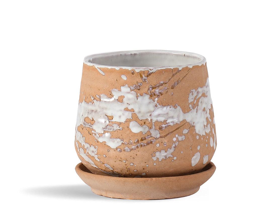Hand Rolled Pot With Attached Saucer By Plantatorem