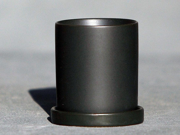 Cylinder Pot with Detached Saucers By Plantatorem