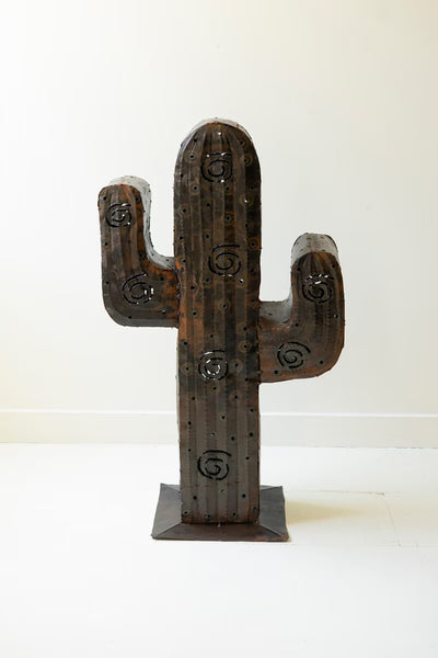 IRON CACTUS LUMINARY