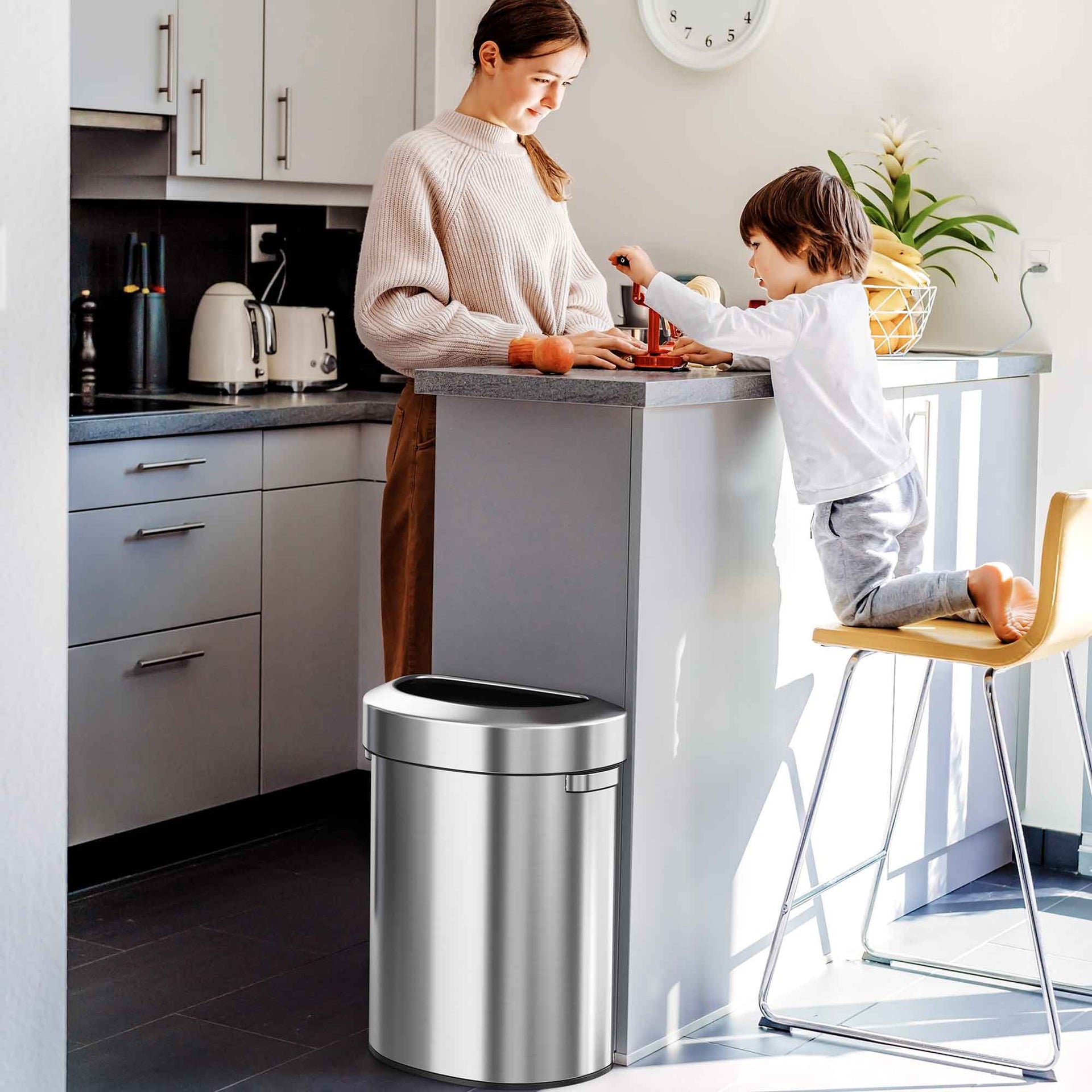 18 Gallon / 68 Liter Semi-Round Open Top Trash Can