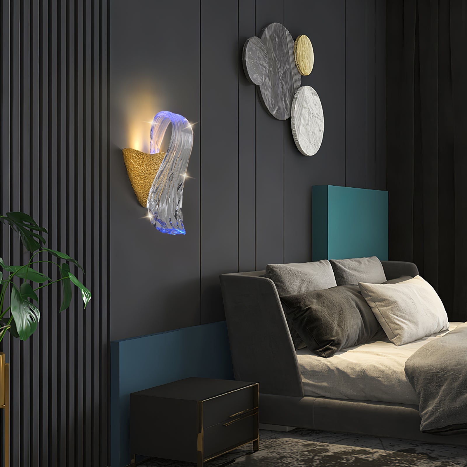 Icarus Daedalus Wall Lamp