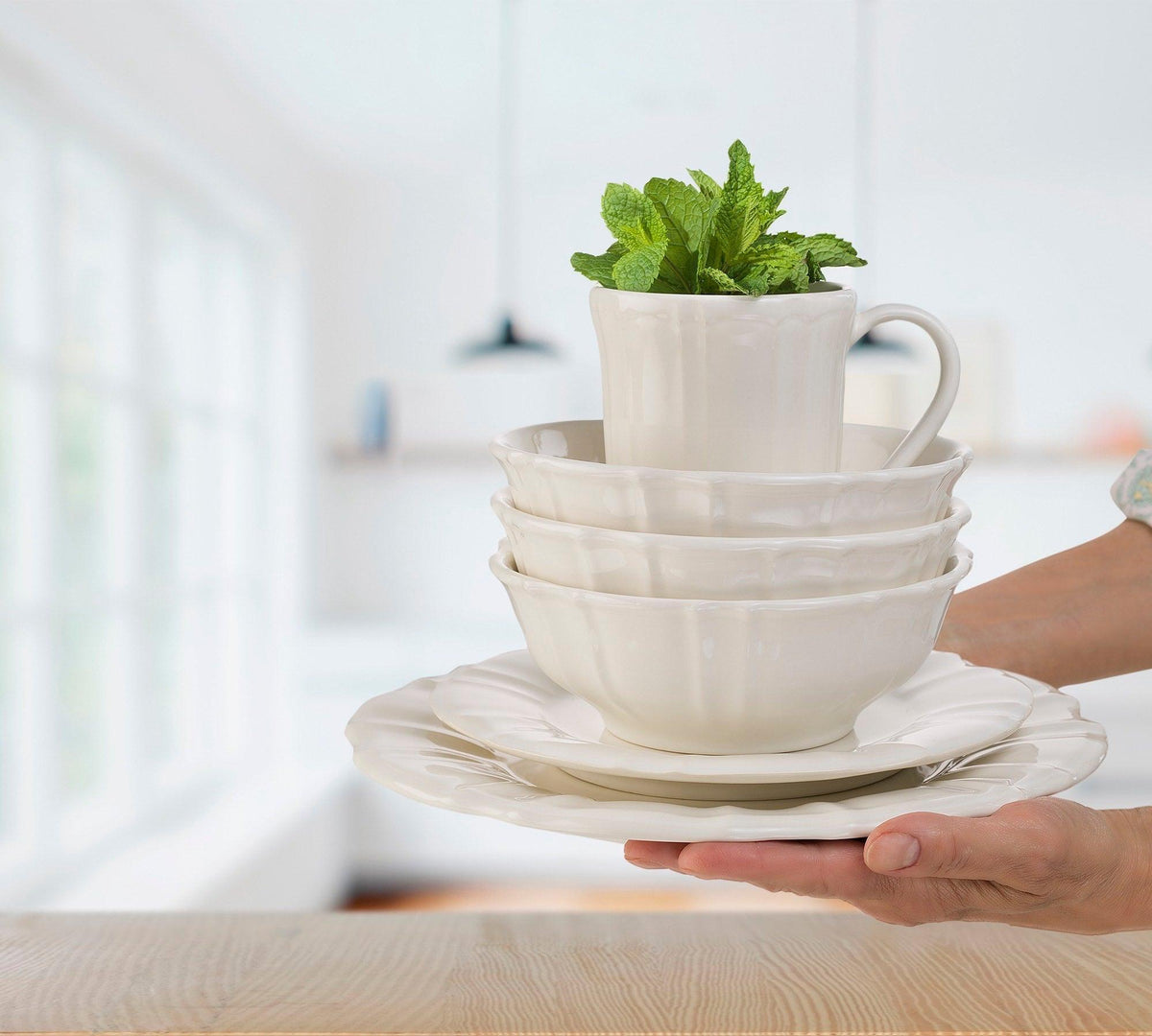 Chloe 4 Piece White Everyday Bowls Set