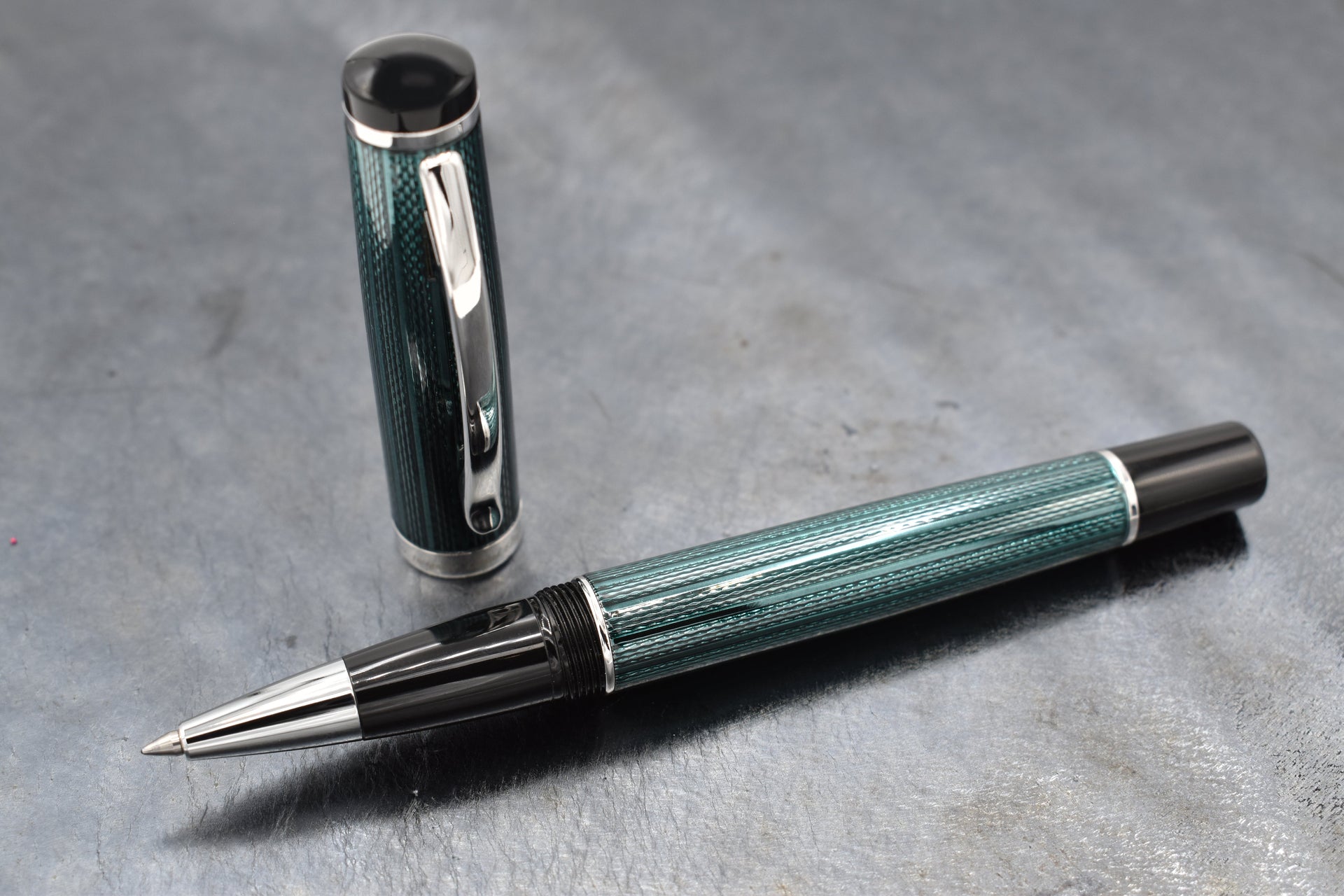 Incognito Diamond-Cut Lacquered Brass Rollerball Pen - Forest Green