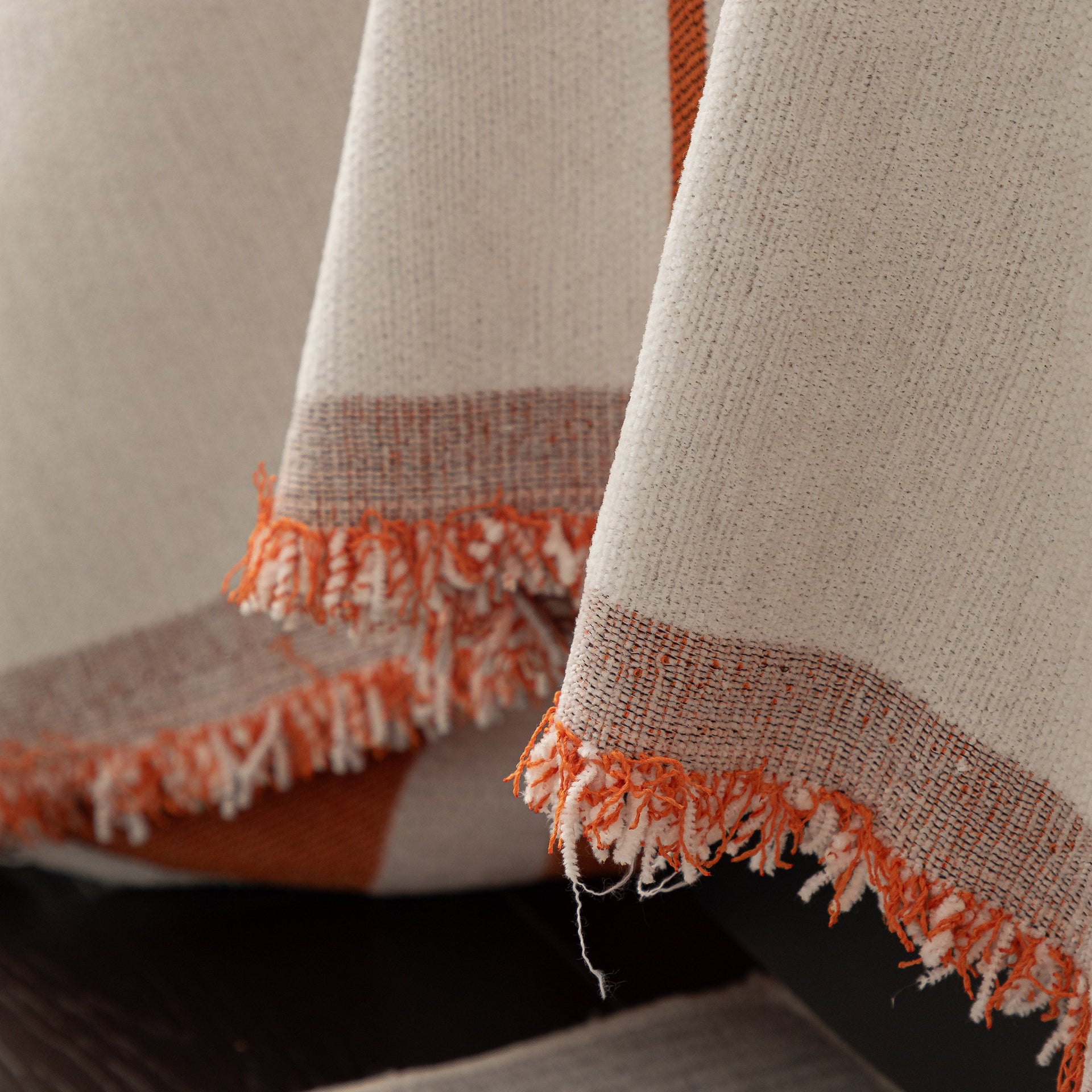 Modern Plaid Heavy Duty Sofa Throw Blanket, Boho Farmhouse Couch Cover with Tassel