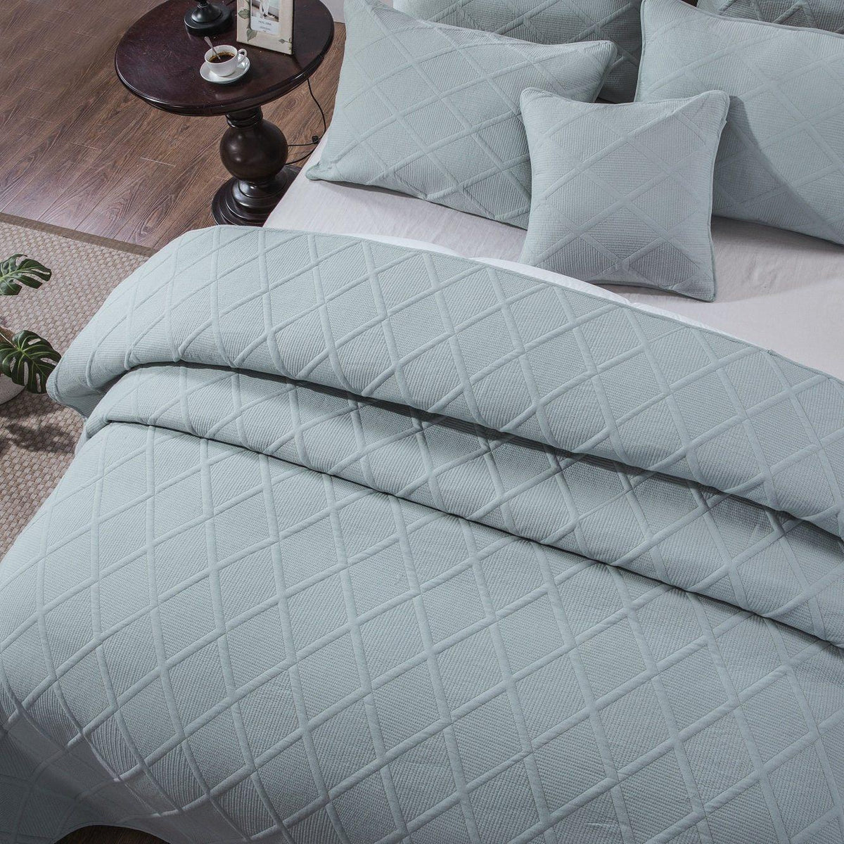 Tache Soothing Pastel Seafoam Blue Diamond Stitch Cotton Quilt Set (JHW-856)