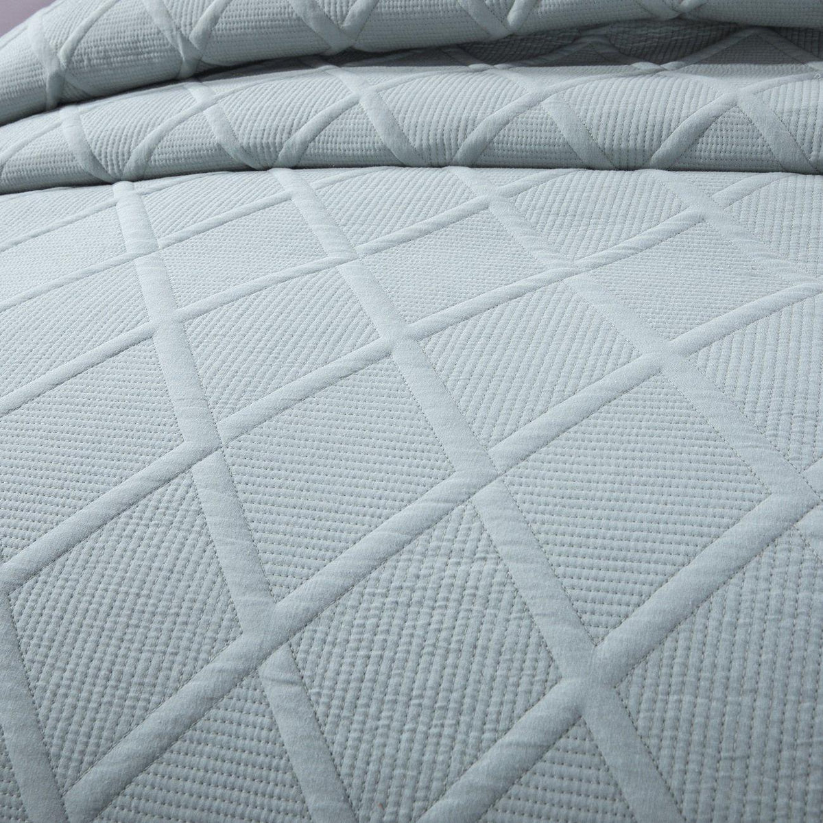 Tache Soothing Pastel Seafoam Blue Diamond Stitch Cotton Quilt Set (JHW-856)