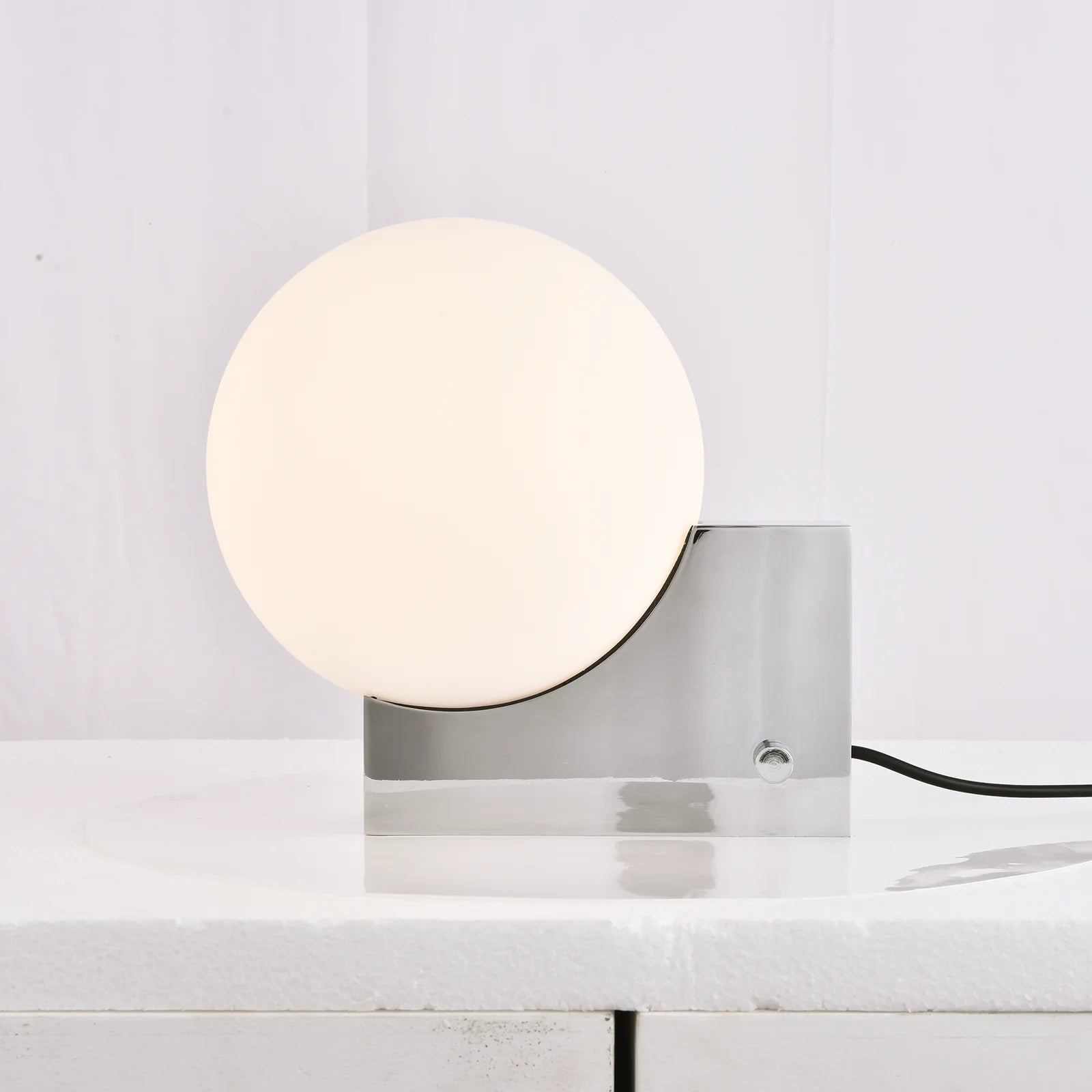 Journey SHY1 Glass Table Lamp