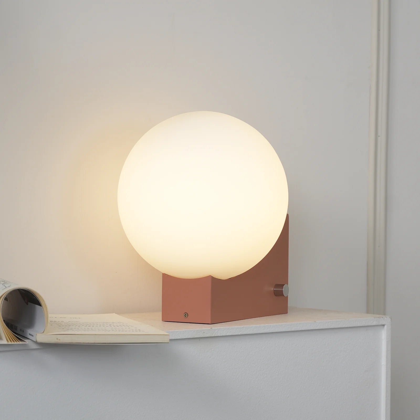 Journey SHY1 Glass Table Lamp