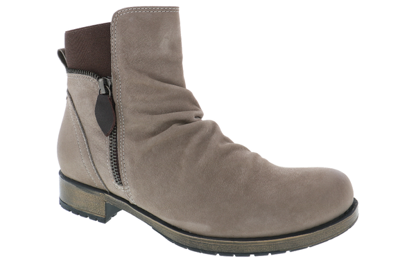 Juniper Women's Short Boot