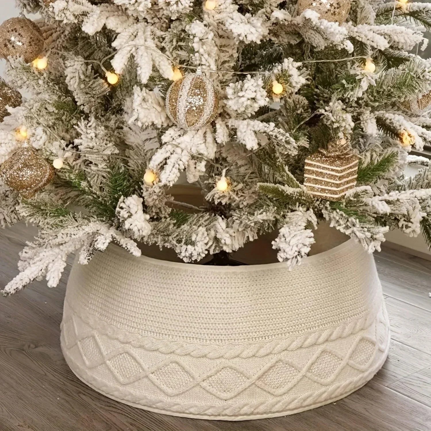 Knitted Christmas Tree Collar with Festive Holiday Design