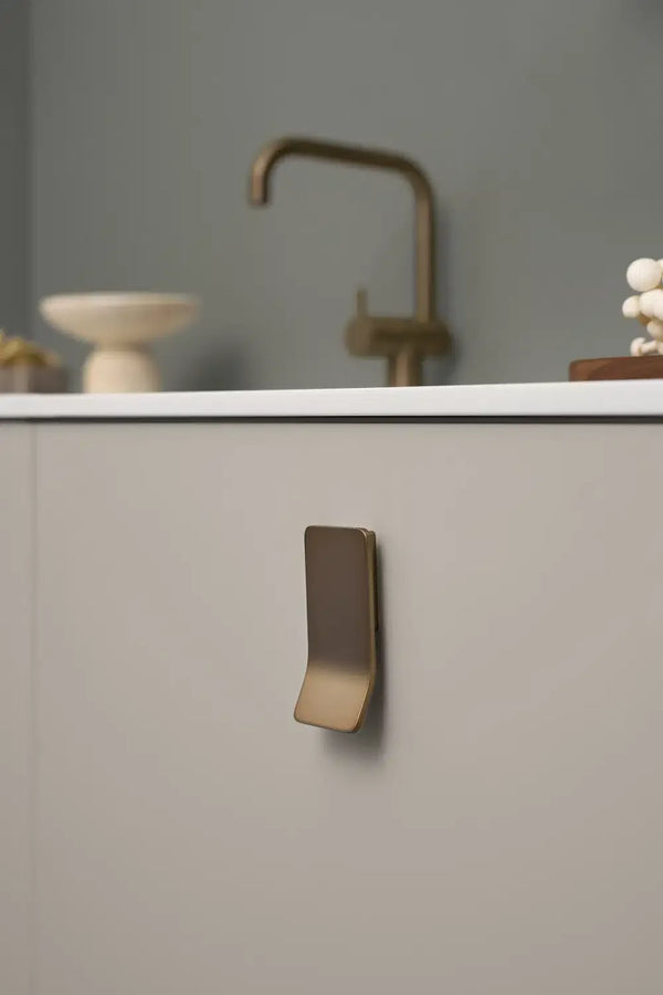 Tab Brushed Bronze 