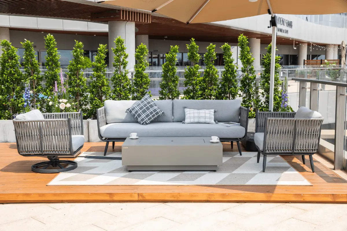 Milano Outdoor Dining Set — Elementi