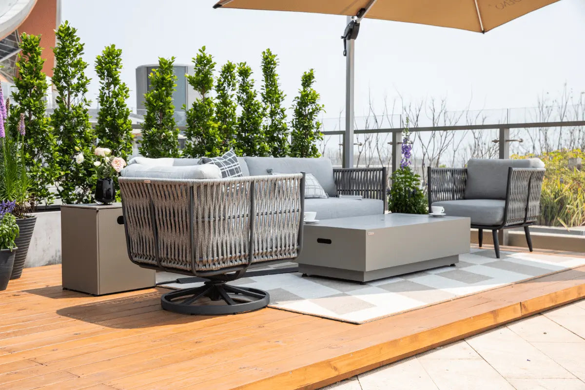 Milano Outdoor Dining Set — Elementi