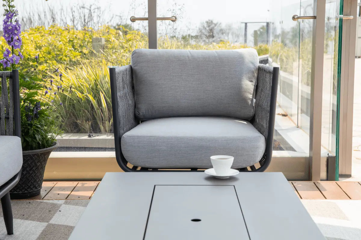 Milano Outdoor Dining Set — Elementi
