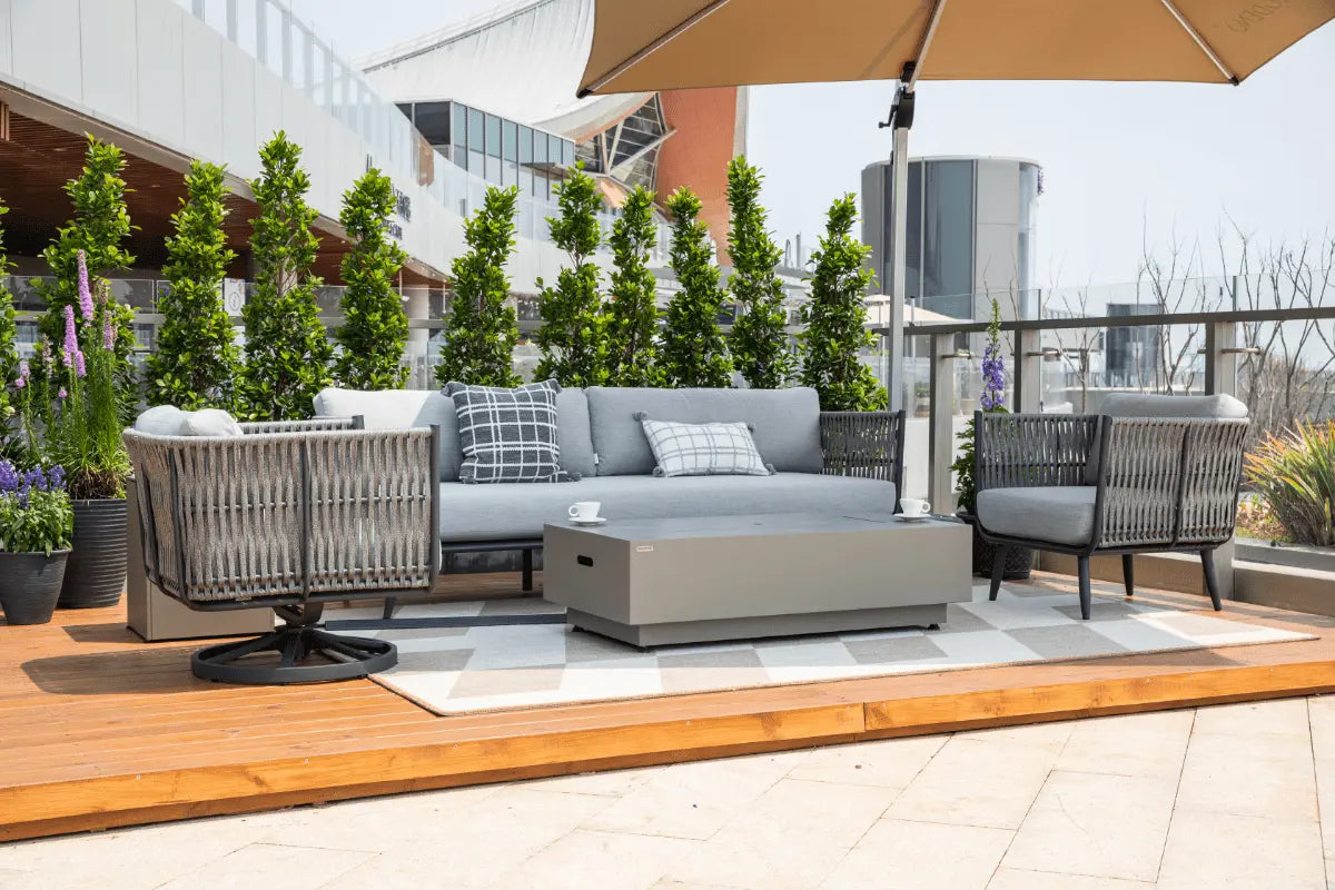 Milano Outdoor Dining Set — Elementi