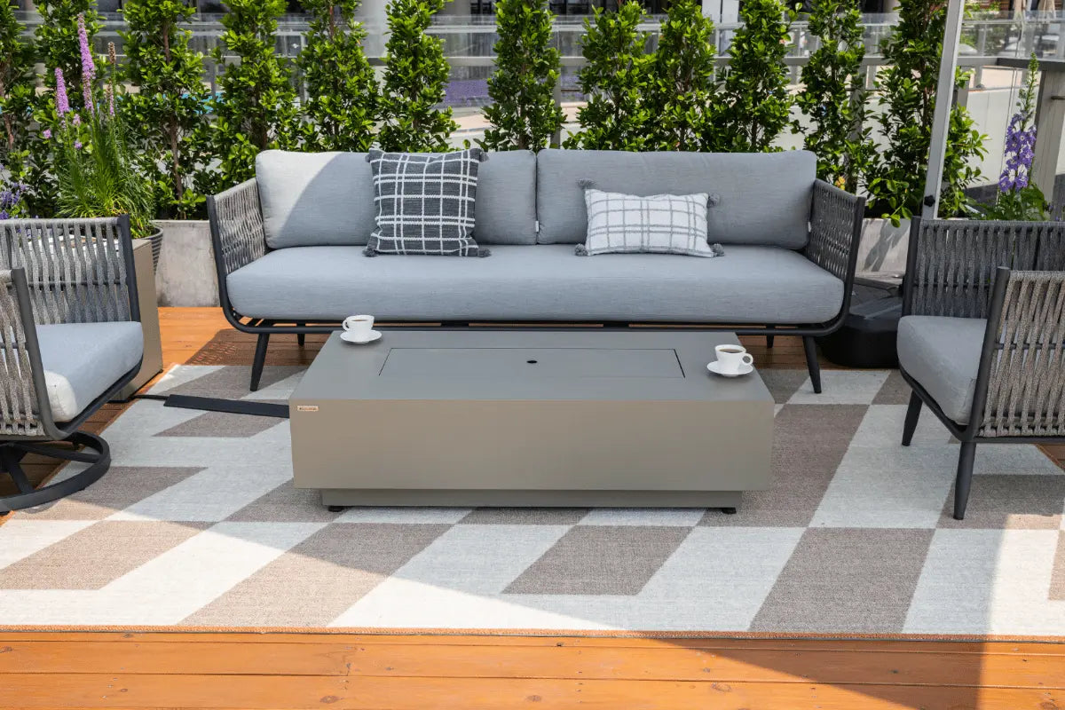 Milano Outdoor Dining Set — Elementi