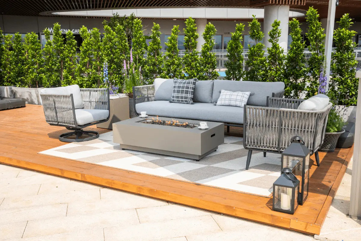 Milano Outdoor Dining Set — Elementi