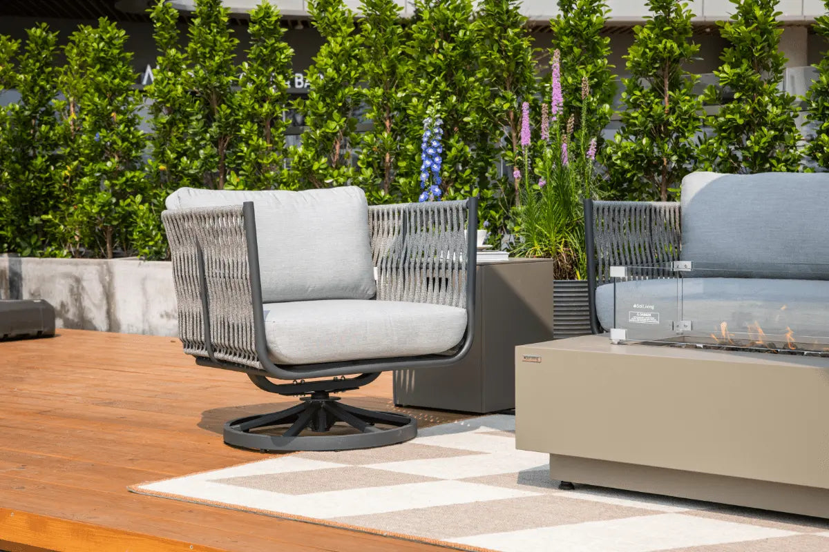 Milano Outdoor Dining Set — Elementi