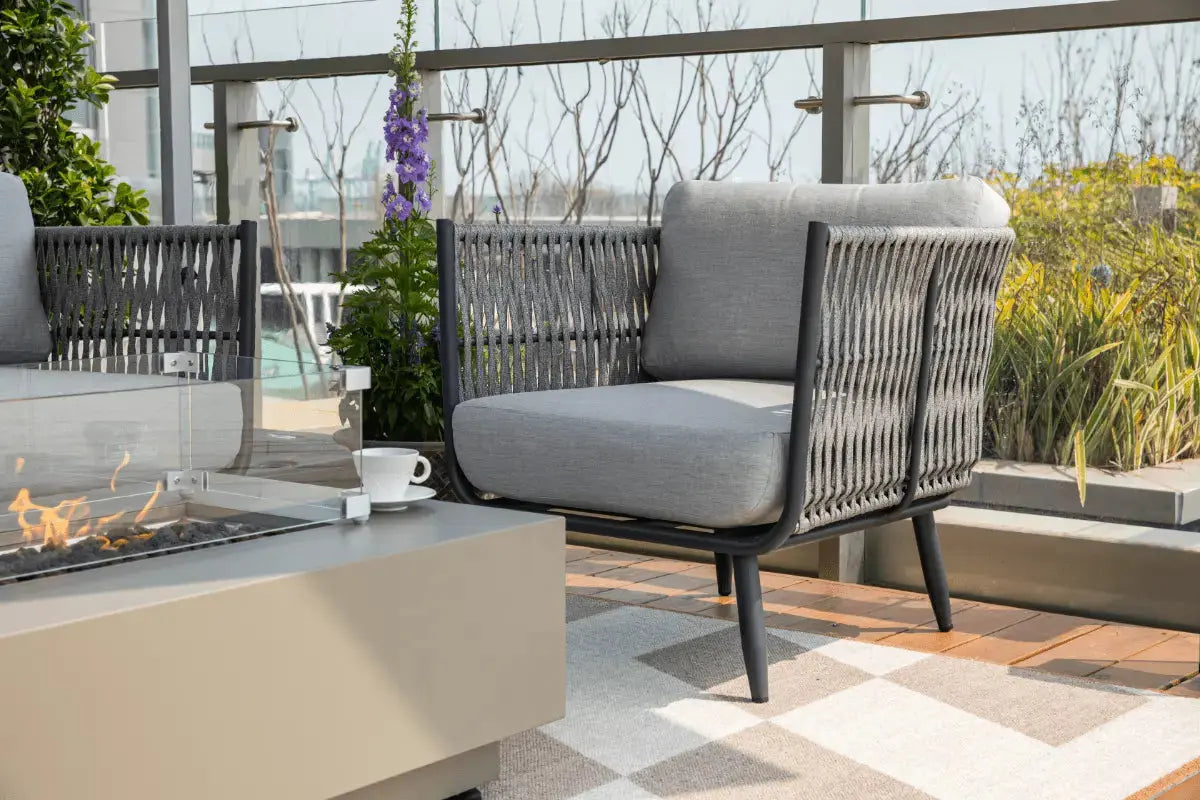 Milano Outdoor Dining Set — Elementi