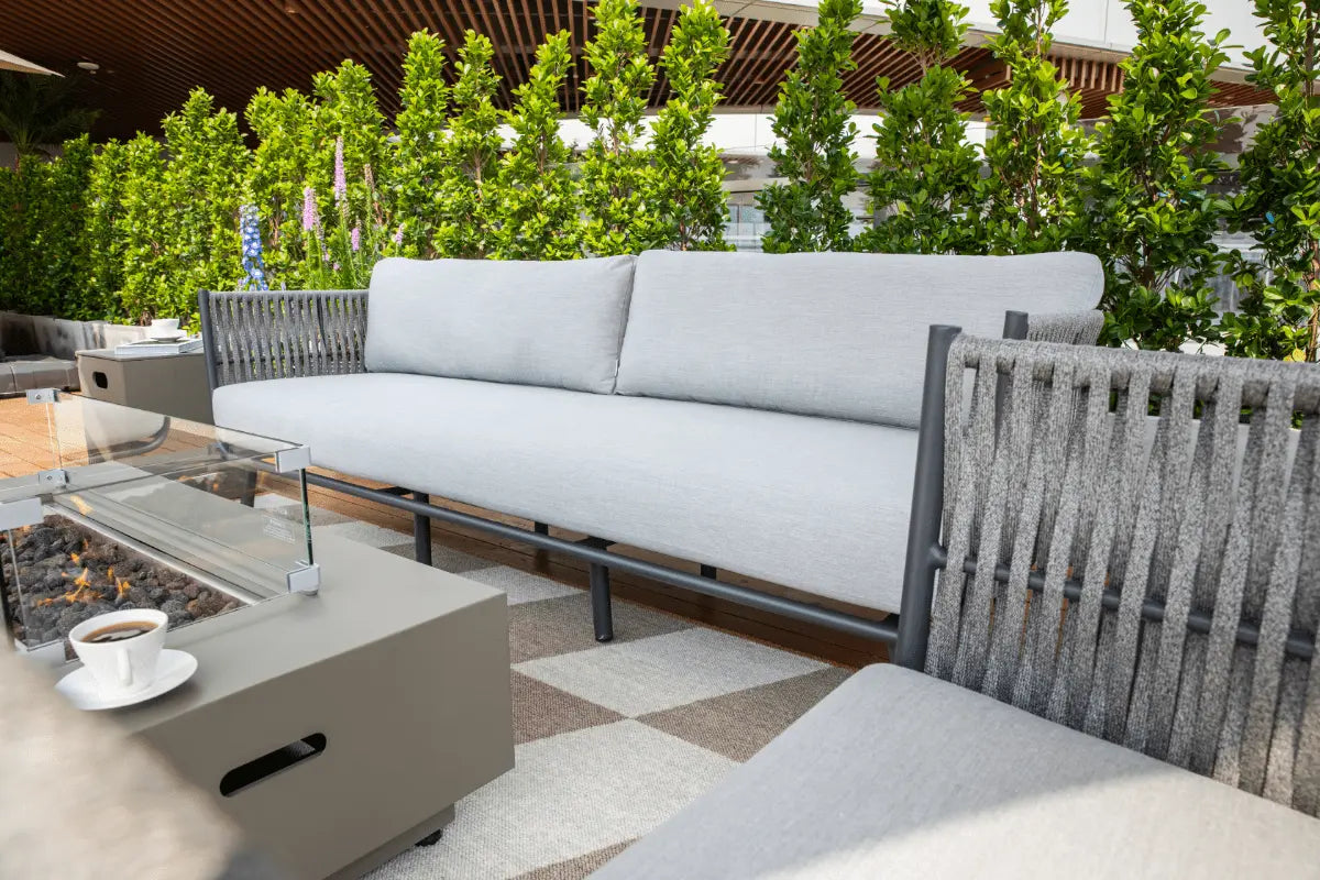 Milano Outdoor Dining Set — Elementi