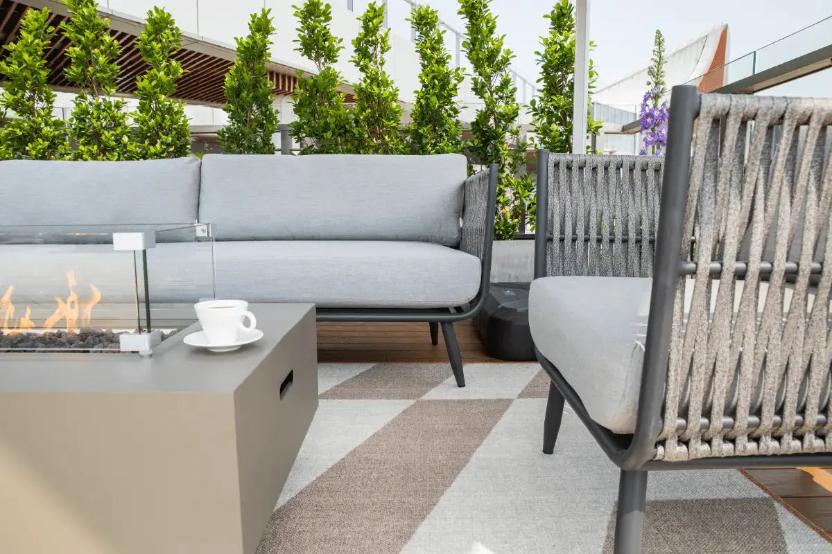 Milano Outdoor Dining Set — Elementi