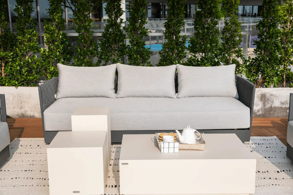 Capri Outdoor Lounge Chair — Elementi