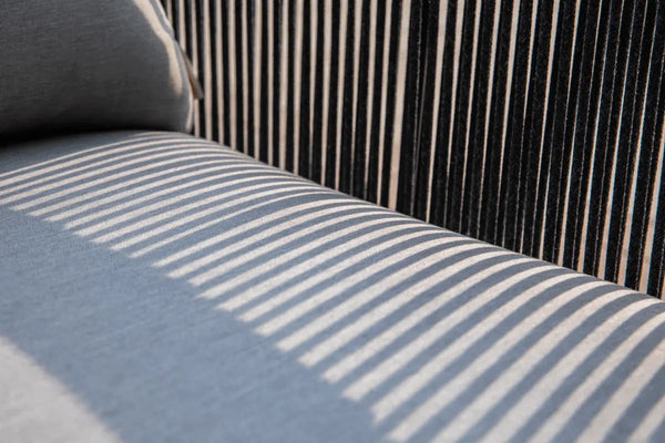 Capri Outdoor Lounge Chair — Elementi