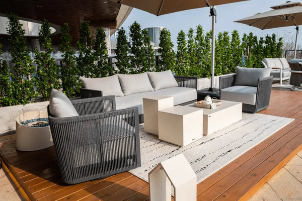 Capri Outdoor Lounge Chair — Elementi