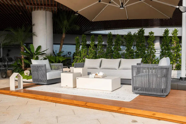 Capri Outdoor Lounge Chair — Elementi