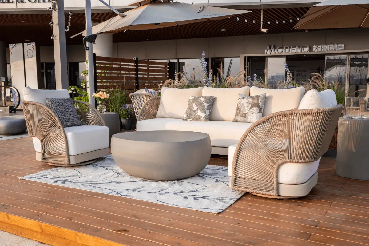 Malibu Outdoor Lounge Chair — Elementi
