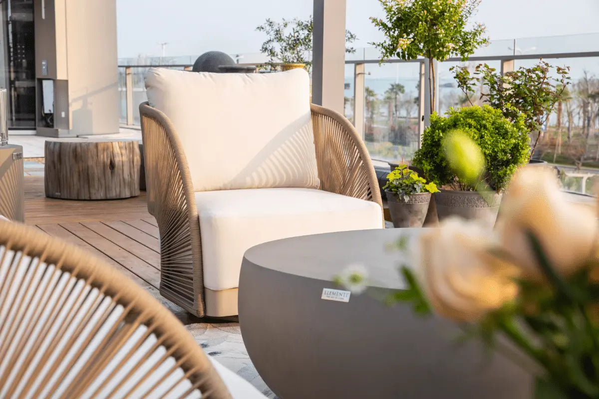 Malibu Outdoor Lounge Chair — Elementi