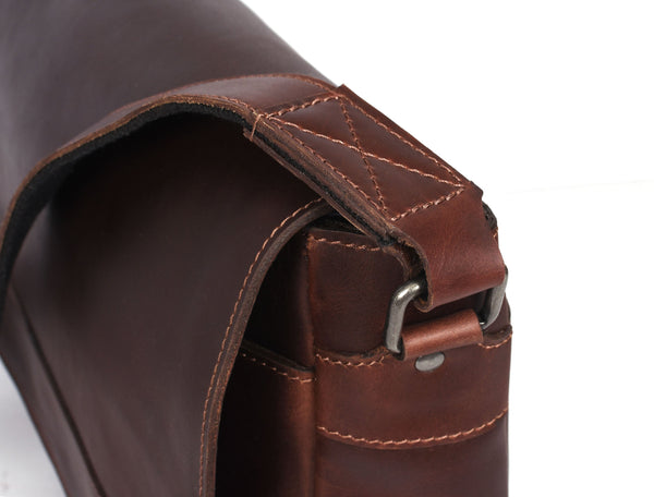 Voyager  Leather Briefcase Bag (  MB-150 )