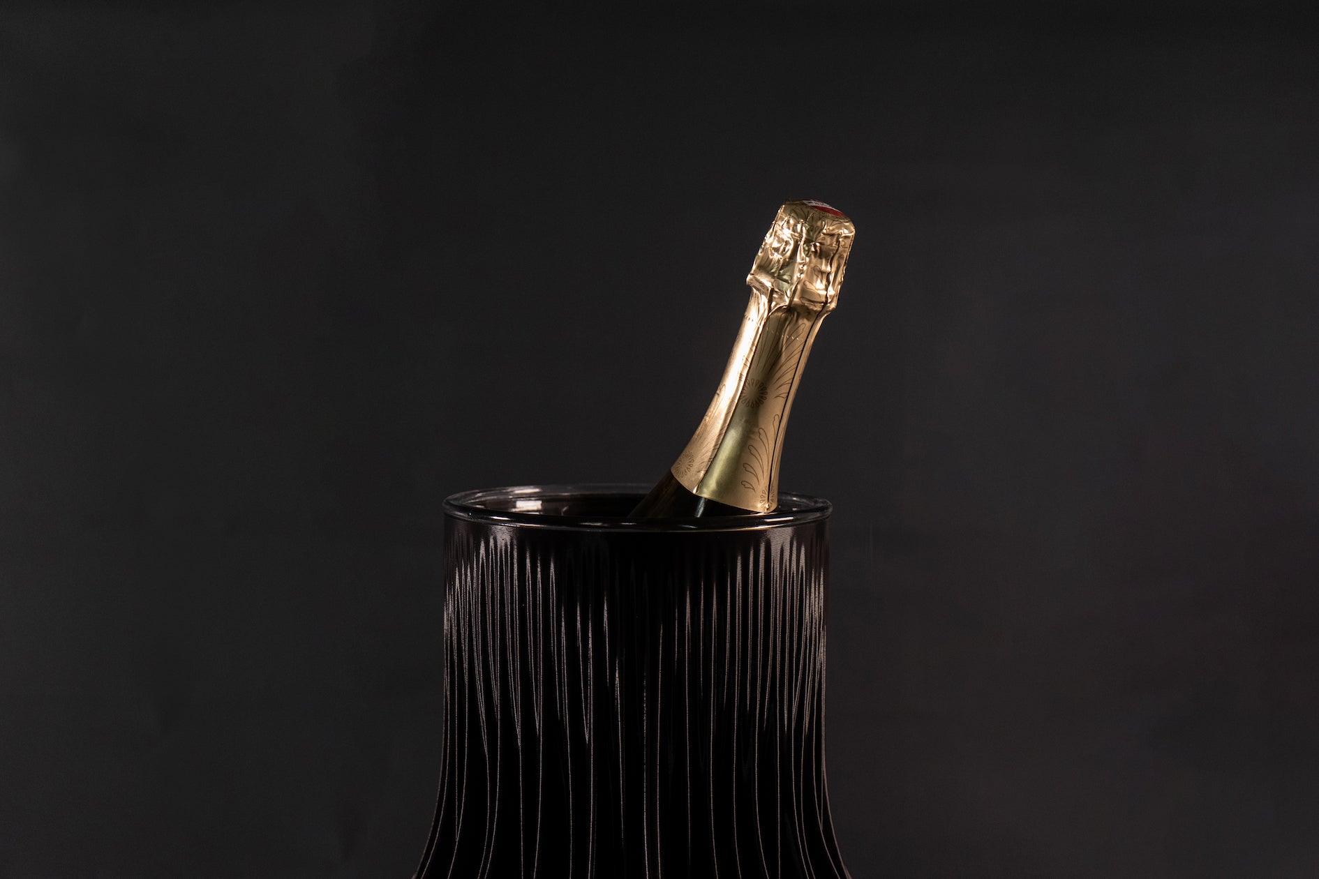 LAMELLA  CHAMPAGNE COOLER • SLATE