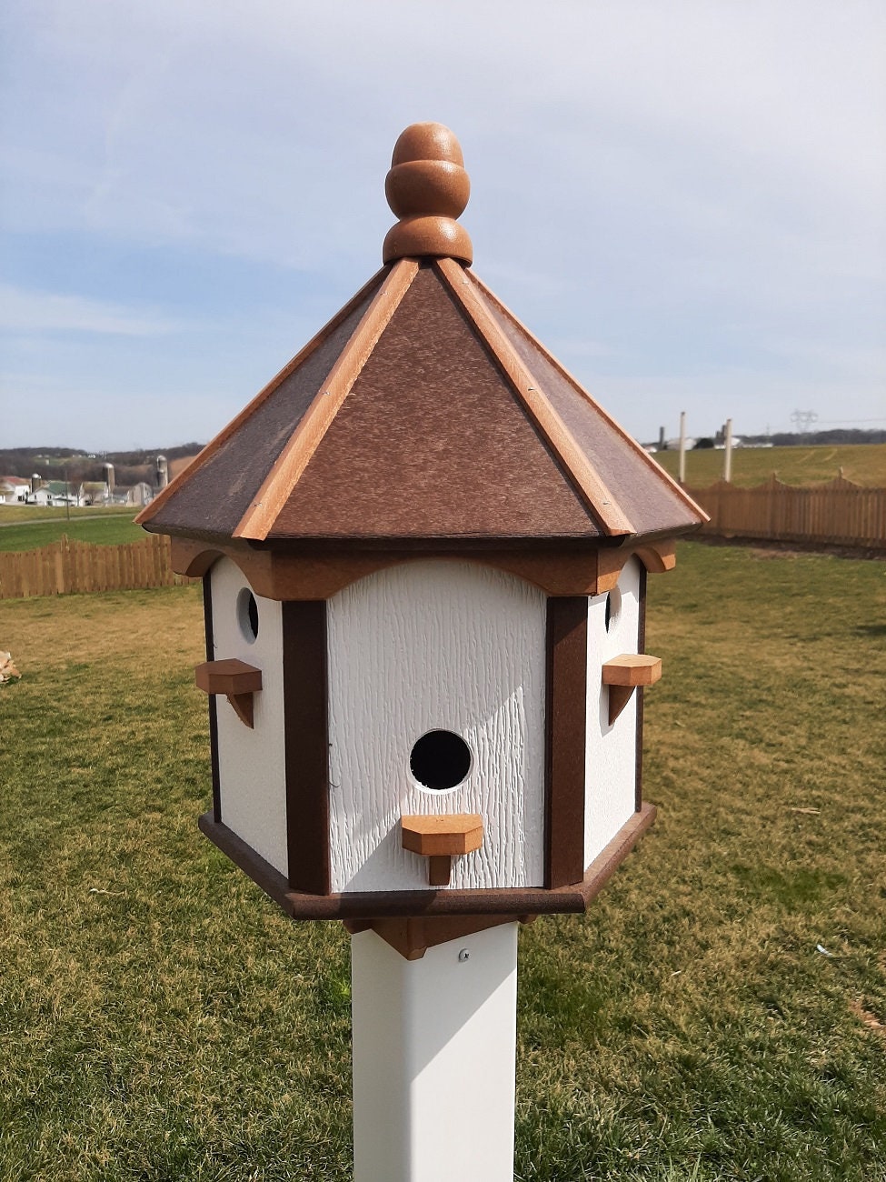 Extra Large Amish-Made Poly Birdhouse with 6 Nesting Compartments – Weatherproof Outdoor Birdhouse