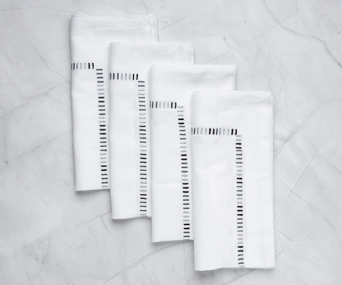 Custom Embroidery Wedding Cloth Napkins for Table Decor