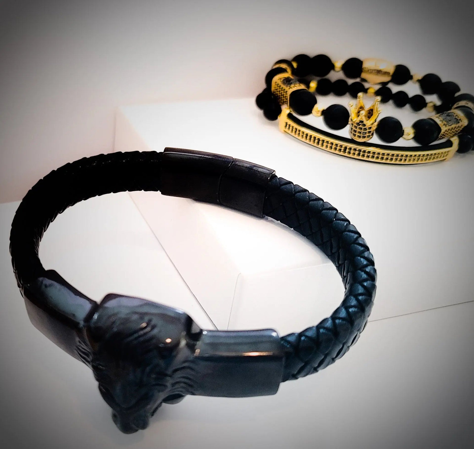 Lion's Gate Black and Gold Bracelet set