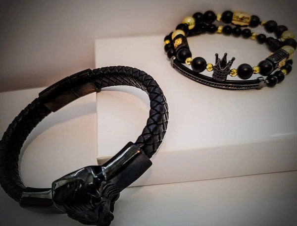 Lion's Gate Black and Gold Bracelet set - Gifts for You 'n Me
